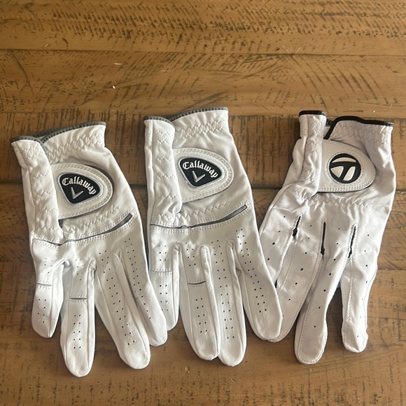 Golf Gloves - Right Hand - Size Medium/Large - 3 Pack - Picture 1 of 3